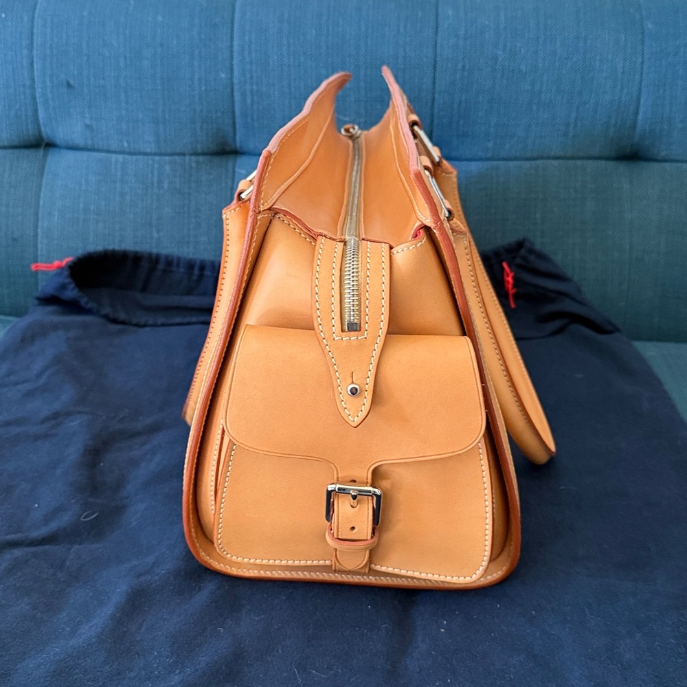 NWOT Dooney & Bourke Large Side Pocket Satchel Alto Style Leather Tan (RARE) - Picture 10 of 12